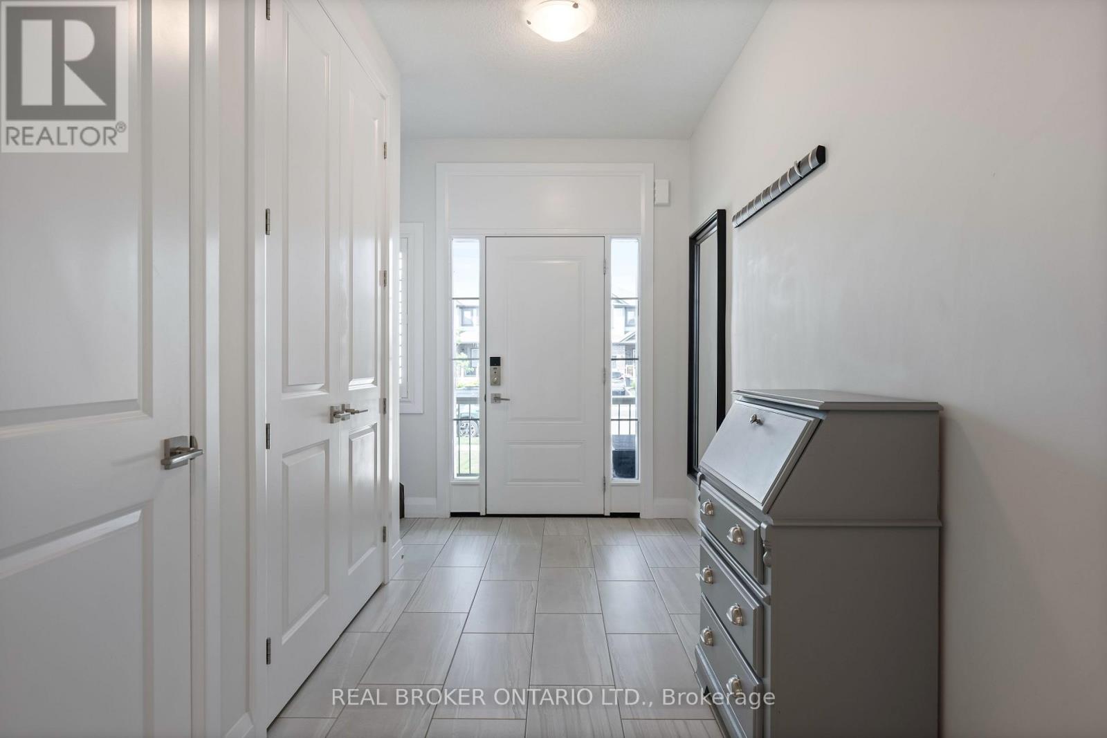 69 Miranda Path, Woolwich, Ontario  N3B 2C6 - Photo 9 - X12728516