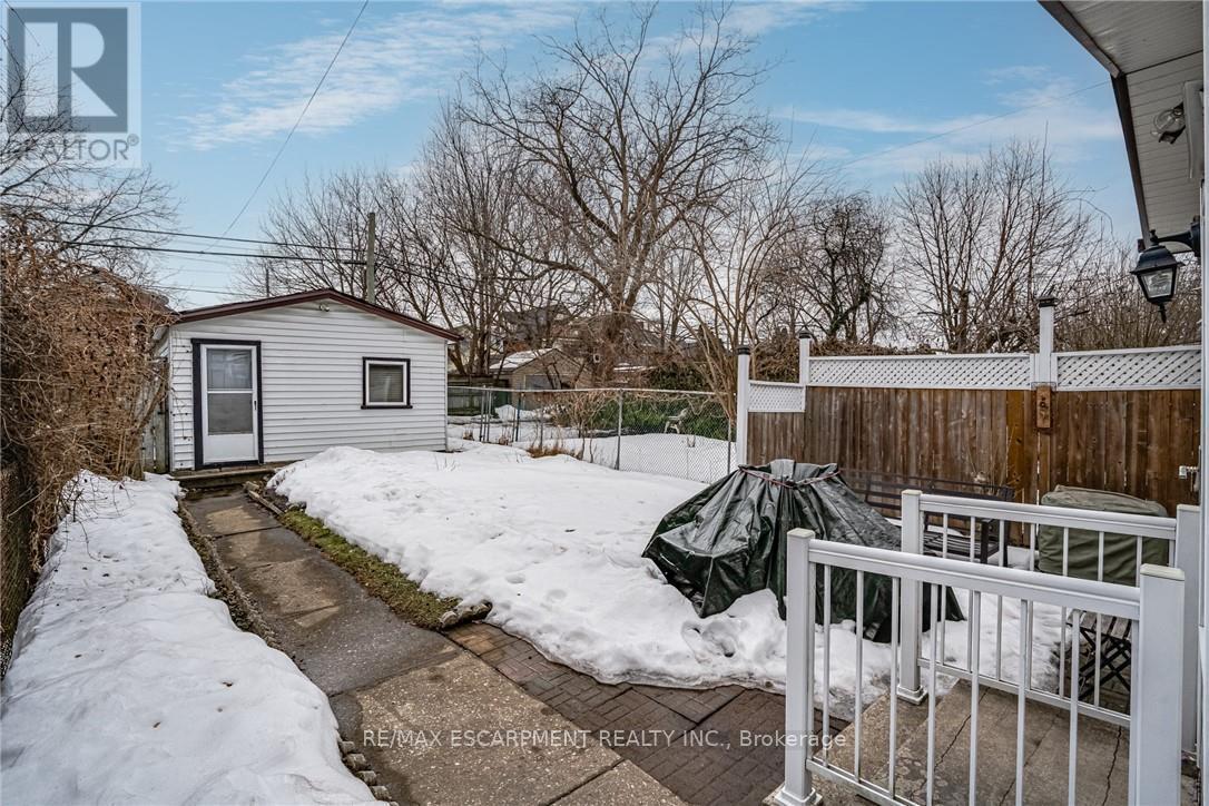 21 Chatham Street, Hamilton, Ontario  L8P 2B3 - Photo 2 - X12728524