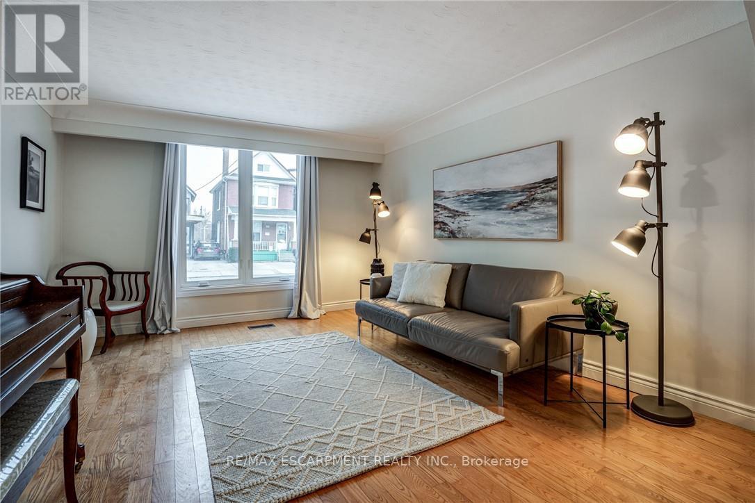 21 Chatham Street, Hamilton, Ontario  L8P 2B3 - Photo 8 - X12728524