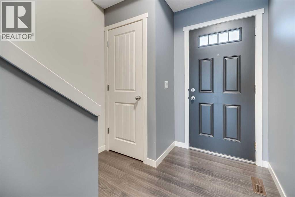 384 Copperpond Landing Se, Calgary, Alberta  T2Z 1G6 - Photo 13 - A2272564