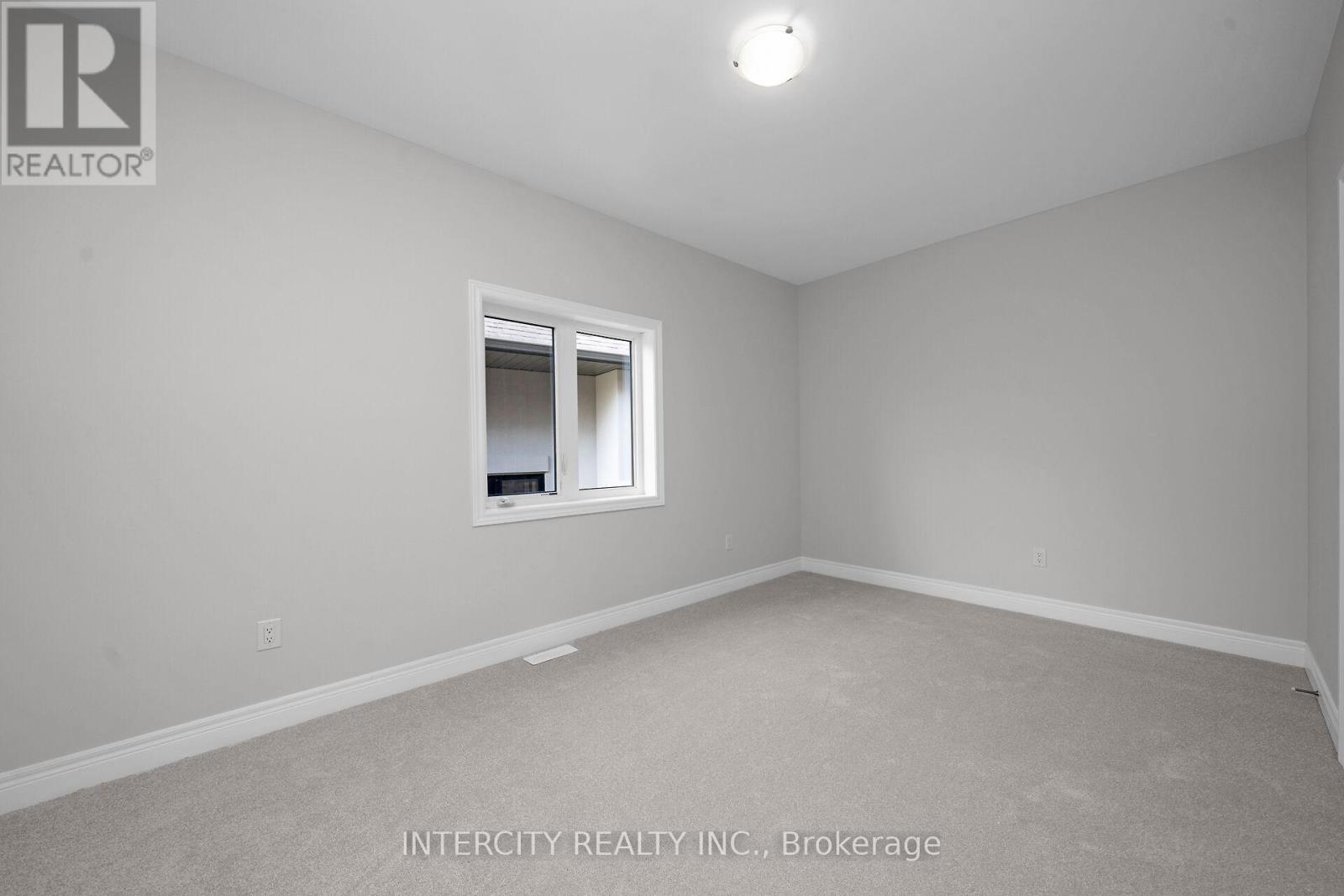 63 Goodview Drive, Brampton, Ontario  L6R 4C3 - Photo 22 - W12641550