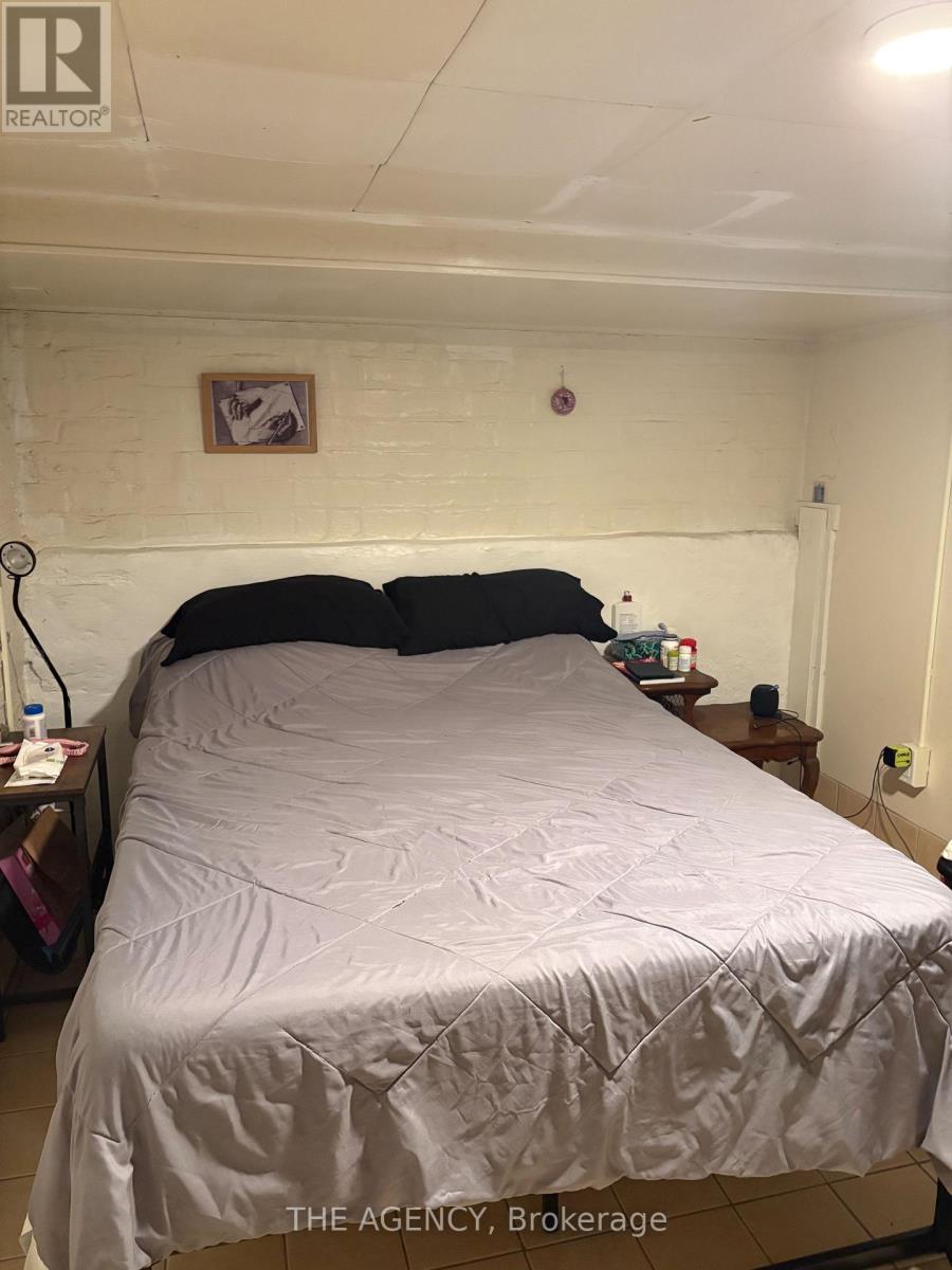 Basement - 43 Indian Road Crescent, Toronto, Ontario  N6P 2E9 - Photo 10 - W12718094