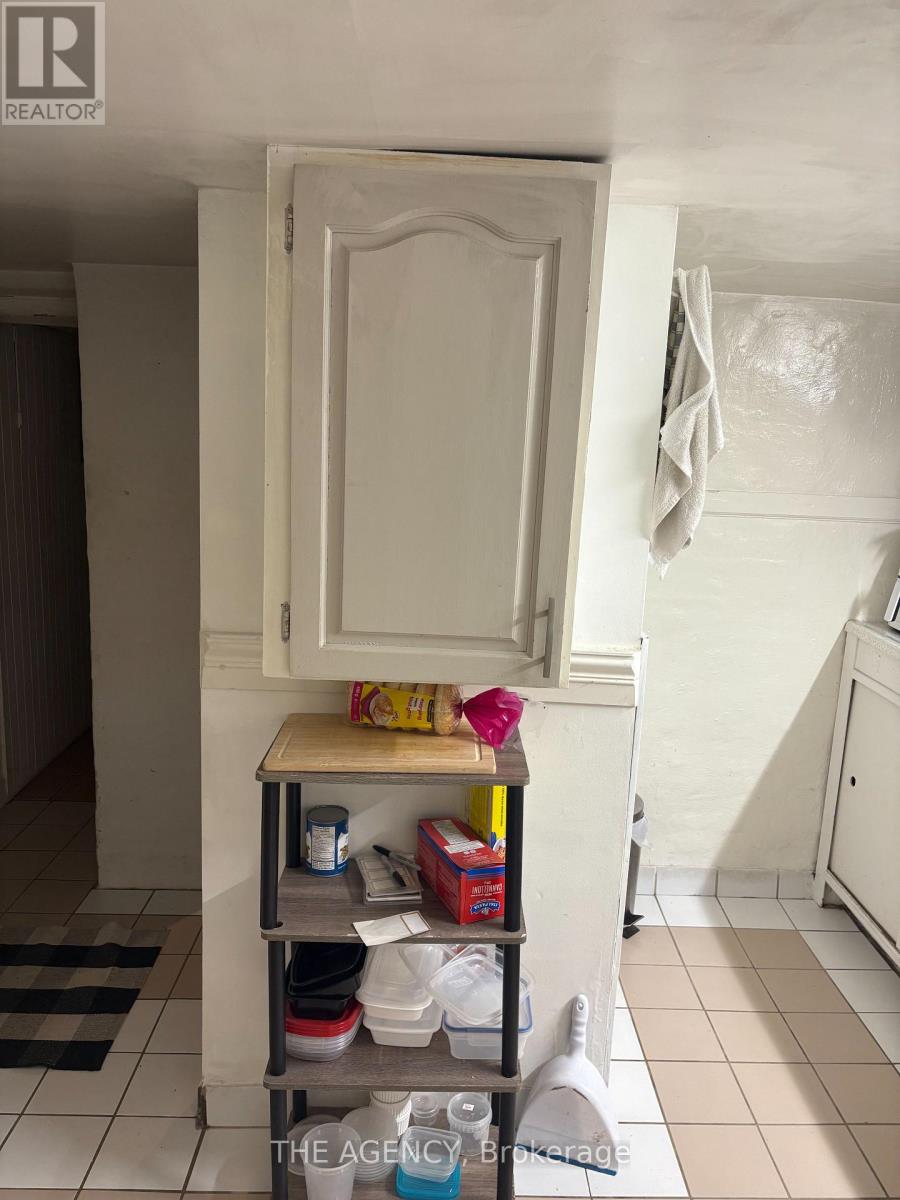 Basement - 43 Indian Road Crescent, Toronto, Ontario  N6P 2E9 - Photo 8 - W12718094