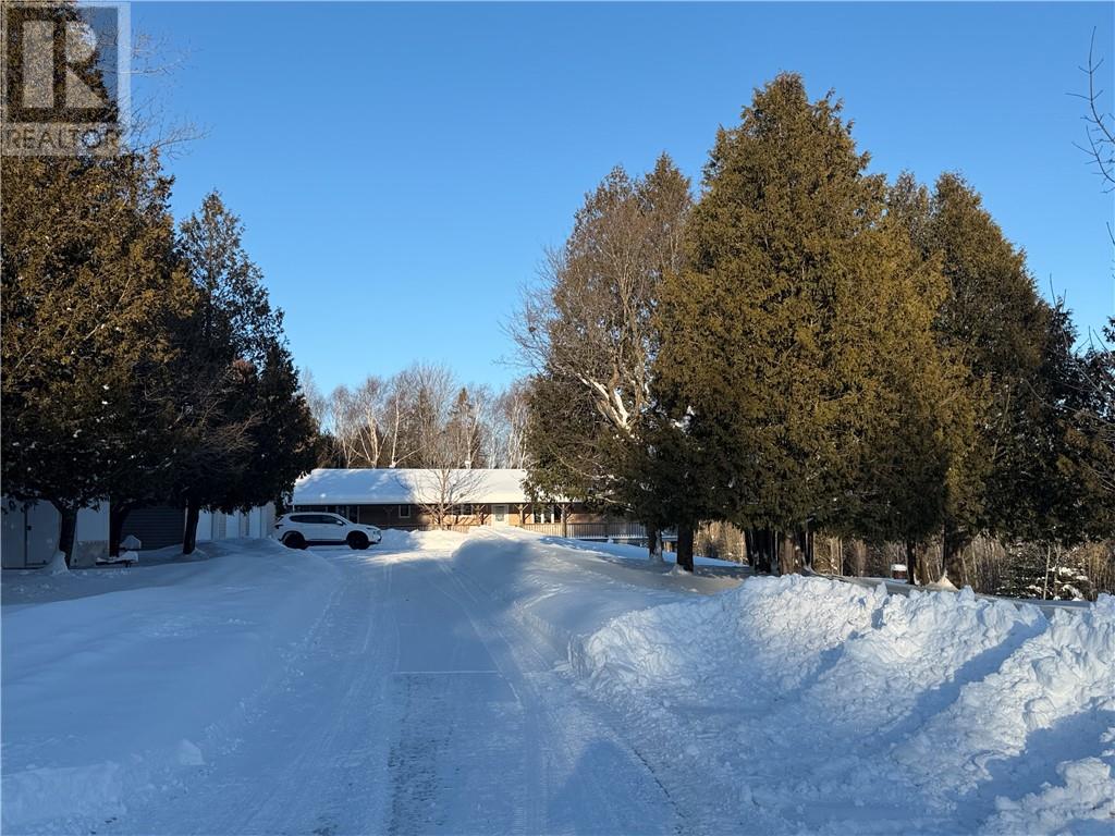 162 15th Sideroad E, Manitoulin Island, Ontario  P0P 2C0 - Photo 24 - 2126200