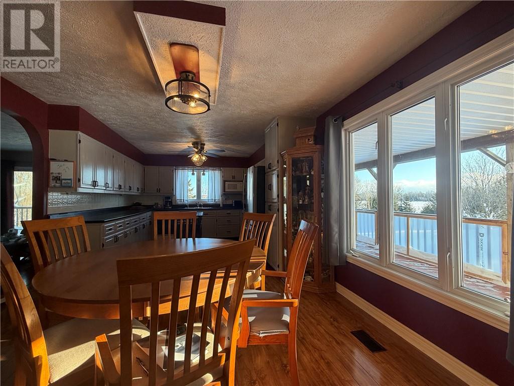 162 15th Sideroad E, Manitoulin Island, Ontario  P0P 2C0 - Photo 4 - 2126200