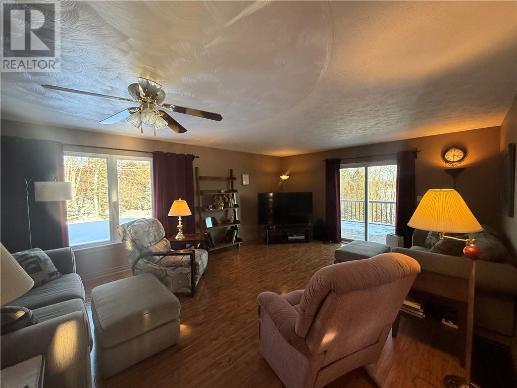 162 15th Sideroad E, Manitoulin Island, Ontario  P0P 2C0 - Photo 6 - 2126200