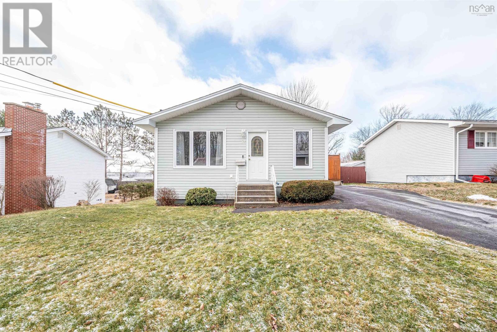 54 Quaker Crescent, Lower Sackville, Nova Scotia
