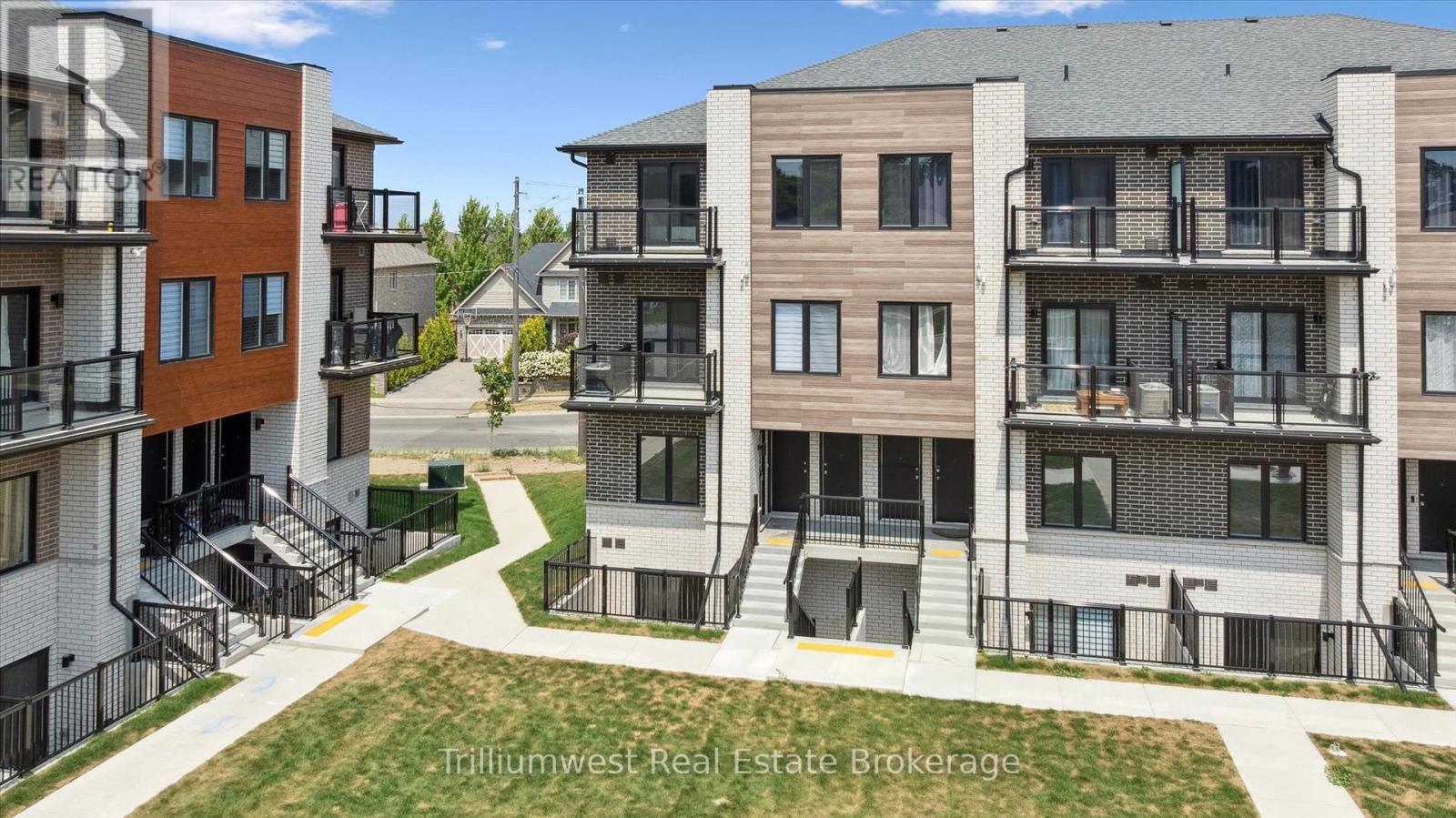 34 - 10 South Creek Drive, Kitchener, Ontario N2R 1N3 - Photo 23 - X12728548