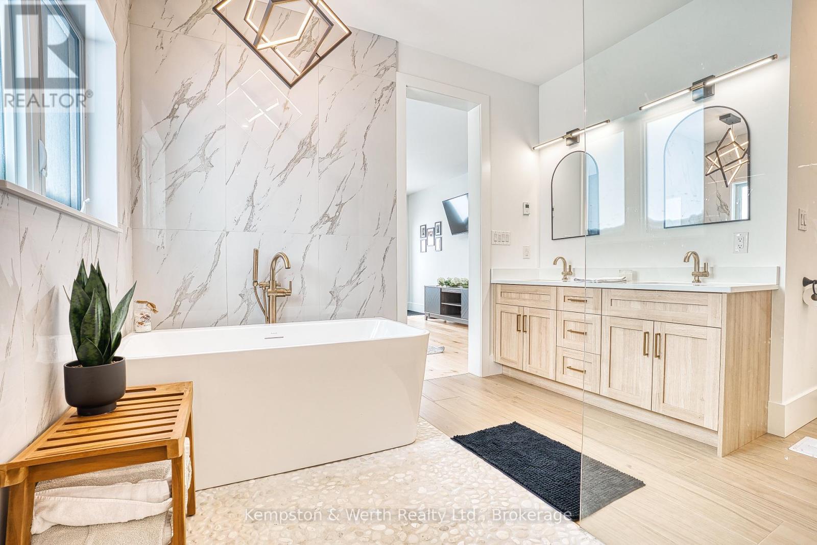 1034 Walton Avenue N, North Perth (Wallace), Ontario  N4W 3S2 - Photo 20 - X12728558