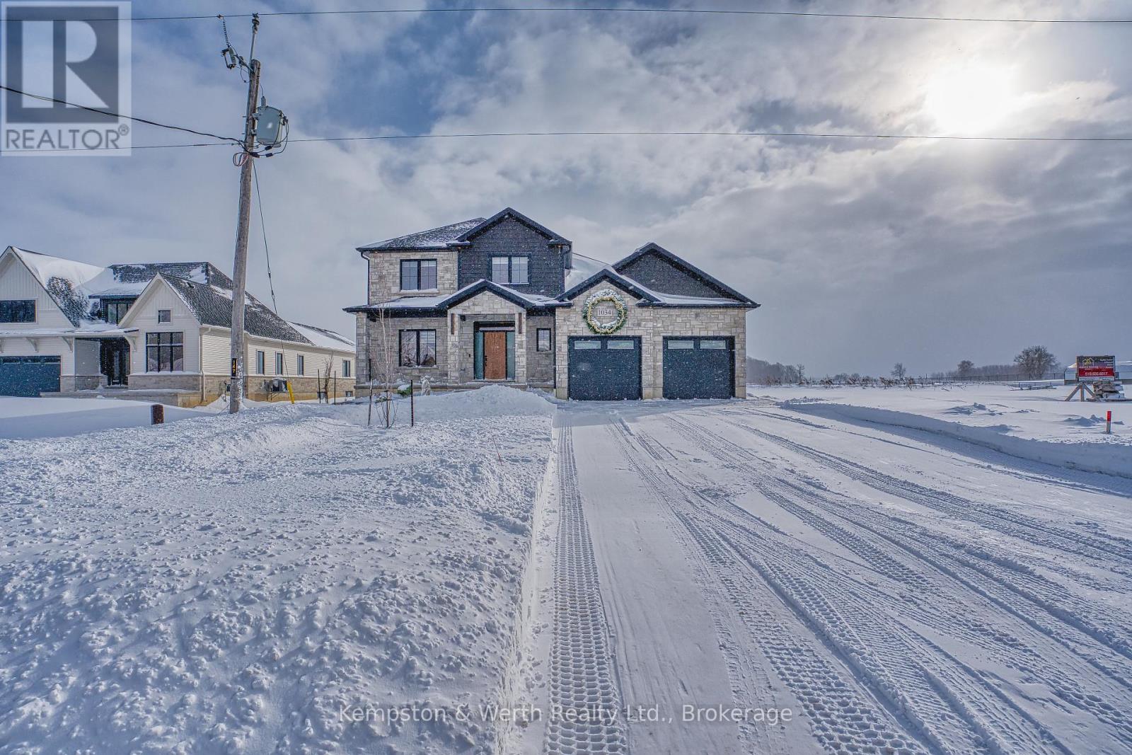 1034 Walton Avenue N, North Perth (Wallace), Ontario  N4W 3S2 - Photo 5 - X12728558