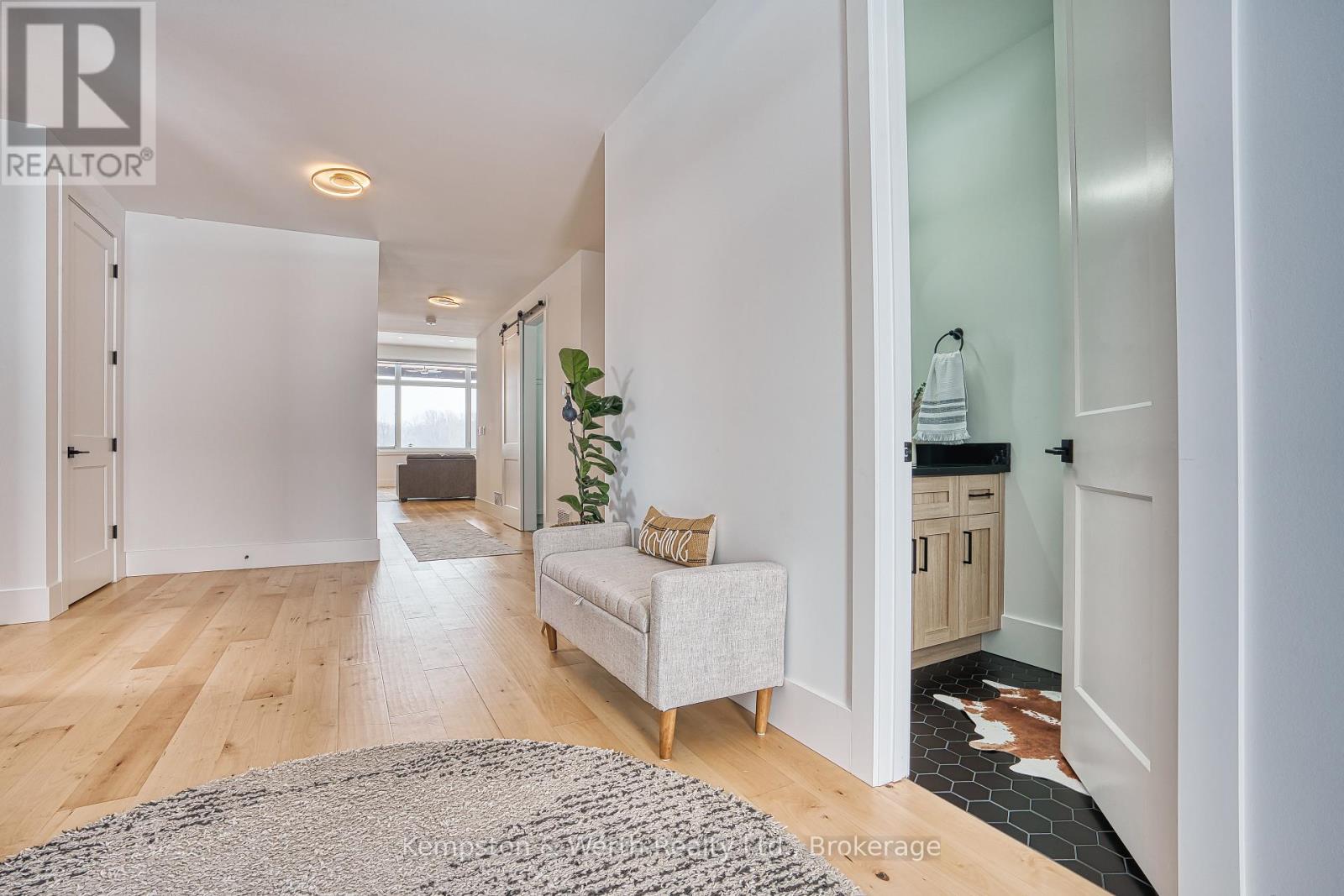 1034 Walton Avenue N, North Perth (Wallace), Ontario  N4W 3S2 - Photo 9 - X12728558