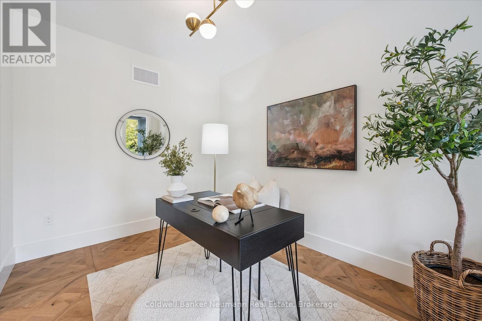 126 Oxford Street, Guelph, Ontario  N1H 2M7 - Photo 6 - X12728584