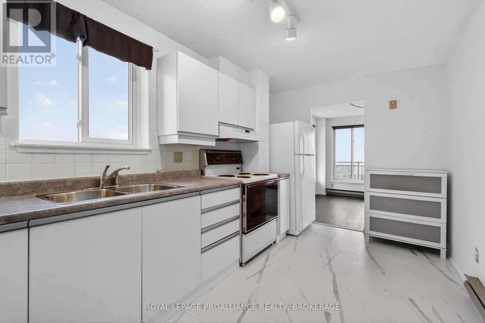 1006 - 257 Bath Road, Kingston, Ontario  K7M 7T3 - Photo 12 - X12728556