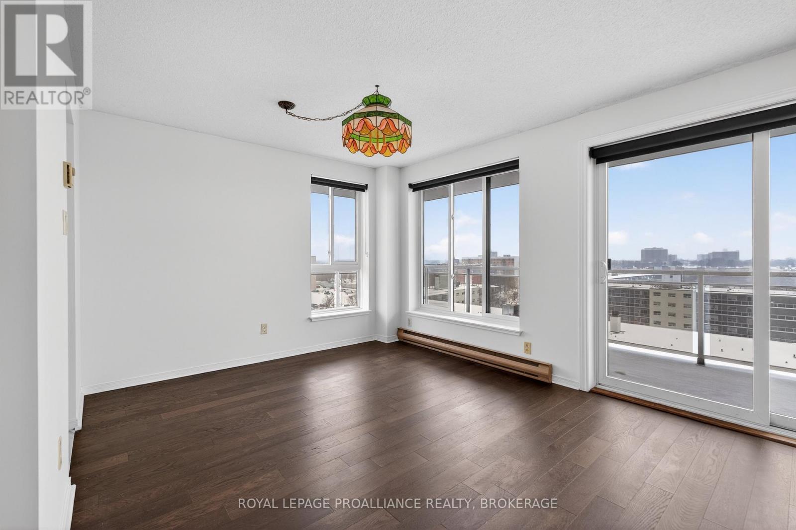 1006 - 257 Bath Road, Kingston, Ontario  K7M 7T3 - Photo 8 - X12728556