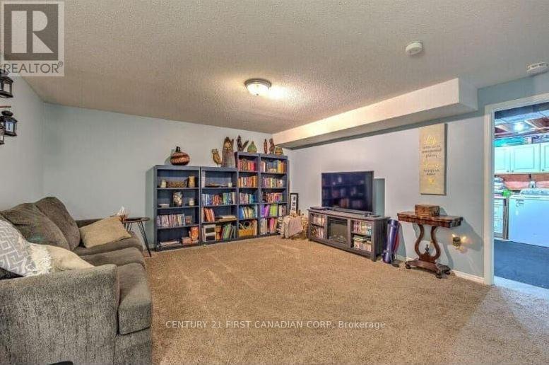 15 - 511 Admiral Drive, London East, Ontario  N5V 4R4 - Photo 8 - X12728564
