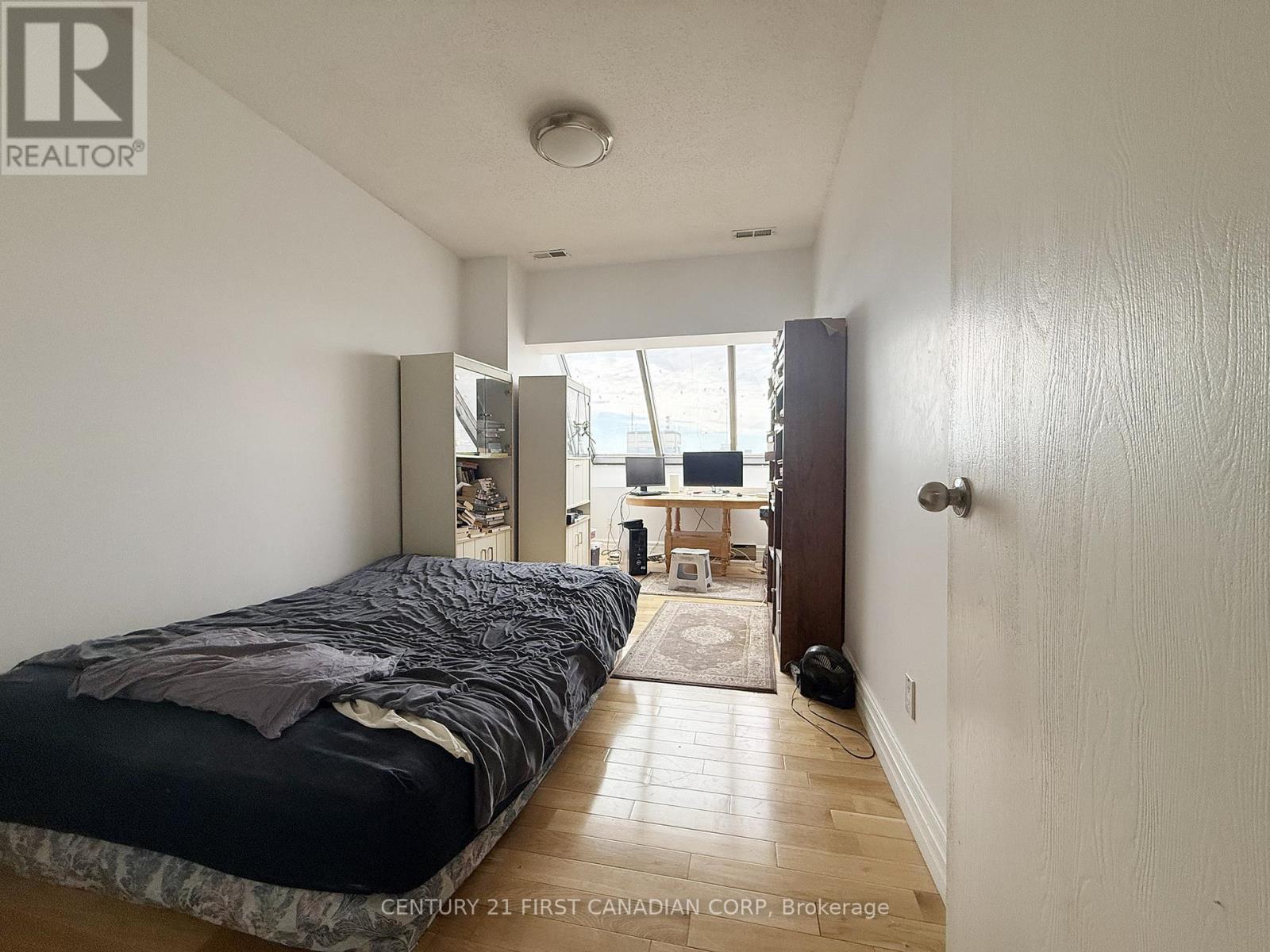 2405 - 389 Dundas Street, London East, Ontario  N6B 3L5 - Photo 9 - X12728580