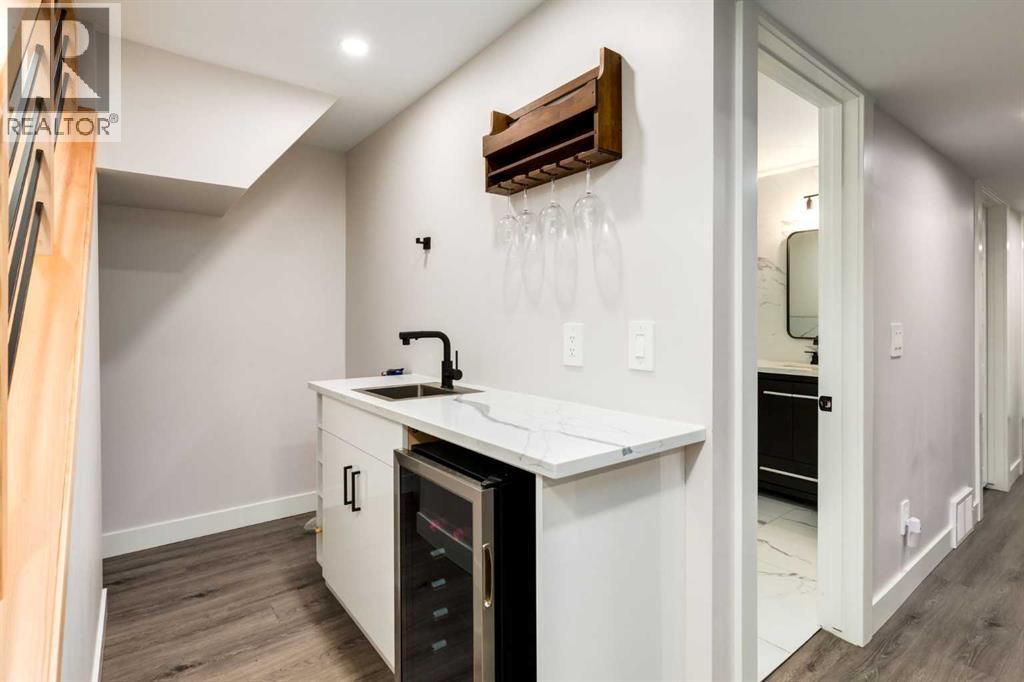 392 Cantrell Drive Sw, Calgary, Alberta  T2W 2E4 - Photo 30 - A2251732