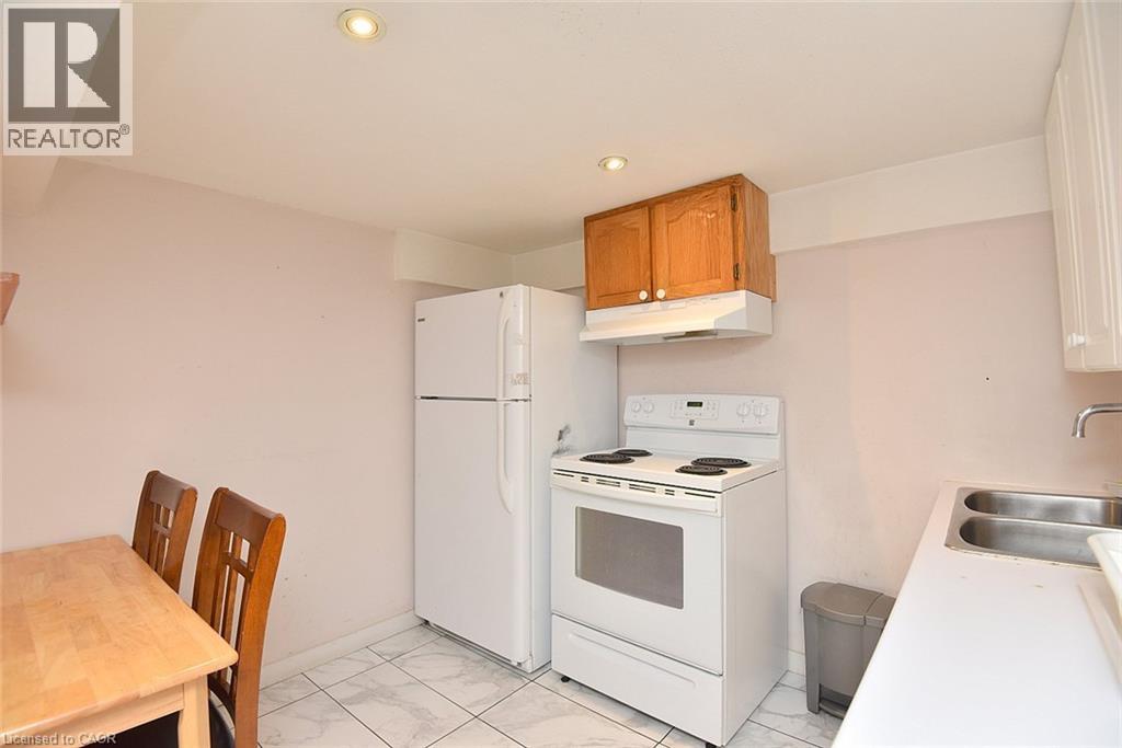 36 Kipling Road, Hamilton, Ontario  L8S 3X3 - Photo 19 - 40799451