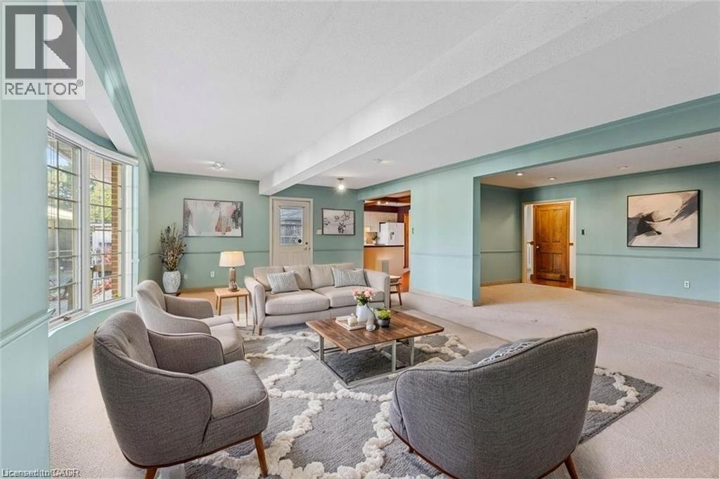 457 Stillmeadow Circle, Waterloo, Ontario  N2L 5M1 - Photo 4 - 40799611