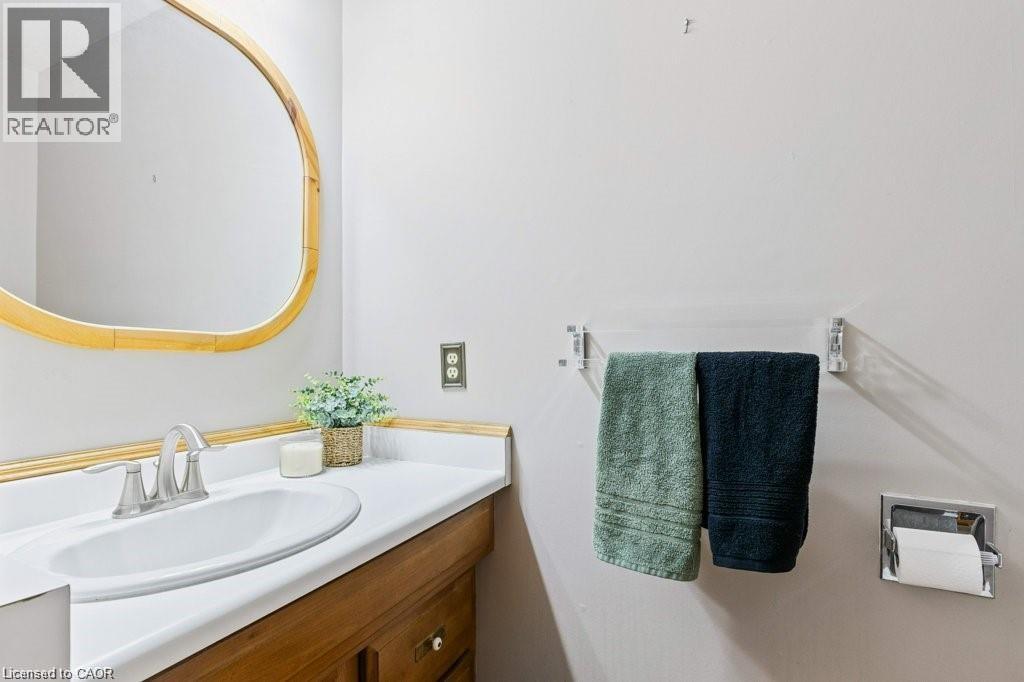 457 Stillmeadow Circle, Waterloo, Ontario  N2L 5M1 - Photo 9 - 40799611