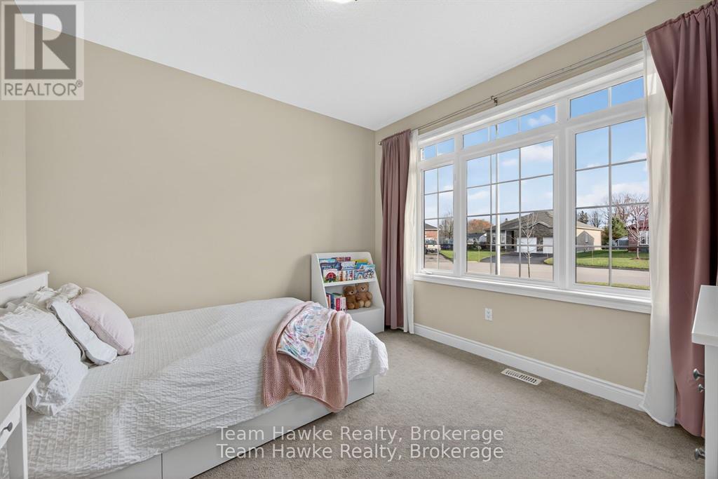 26 Sheppard Drive, Tay, Ontario  L0K 2A0 - Photo 21 - S12647820