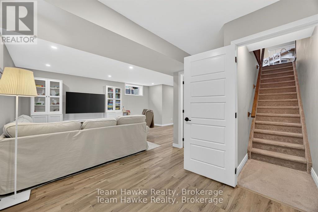 26 Sheppard Drive, Tay, Ontario  L0K 2A0 - Photo 31 - S12647820