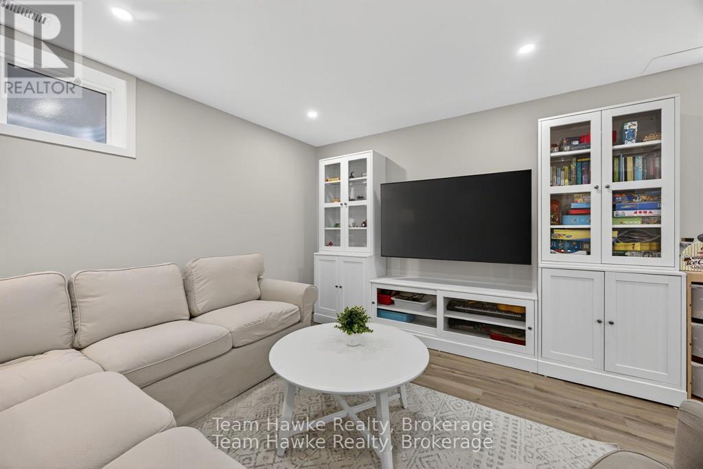 26 Sheppard Drive, Tay, Ontario  L0K 2A0 - Photo 33 - S12647820