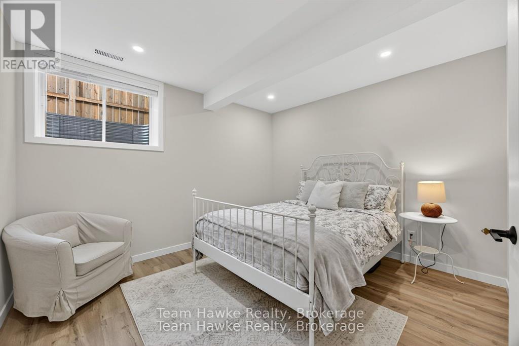 26 Sheppard Drive, Tay, Ontario  L0K 2A0 - Photo 38 - S12647820