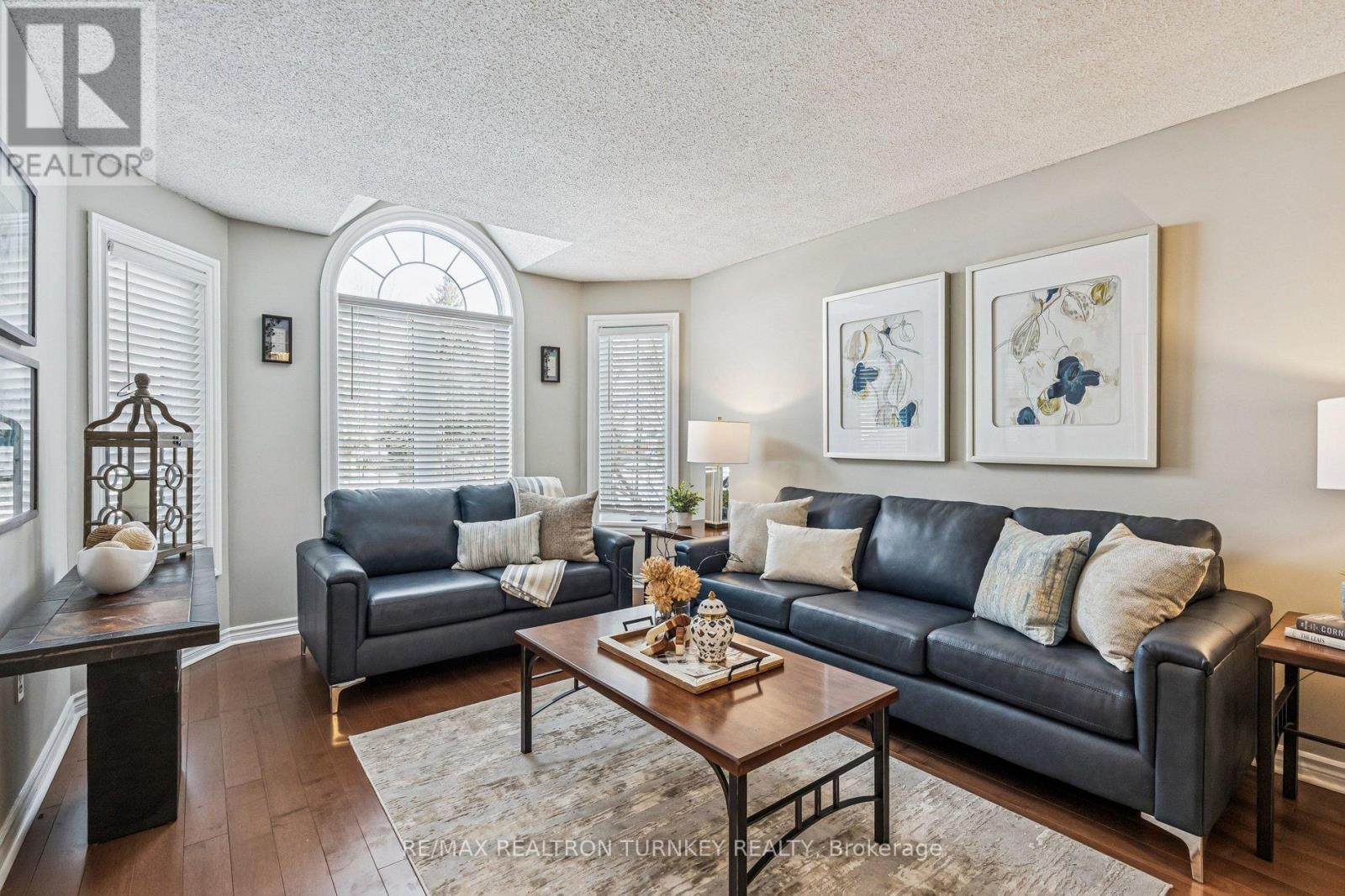 618 Ponting Place, Newmarket, Ontario  L3X 1T4 - Photo 6 - N12718066