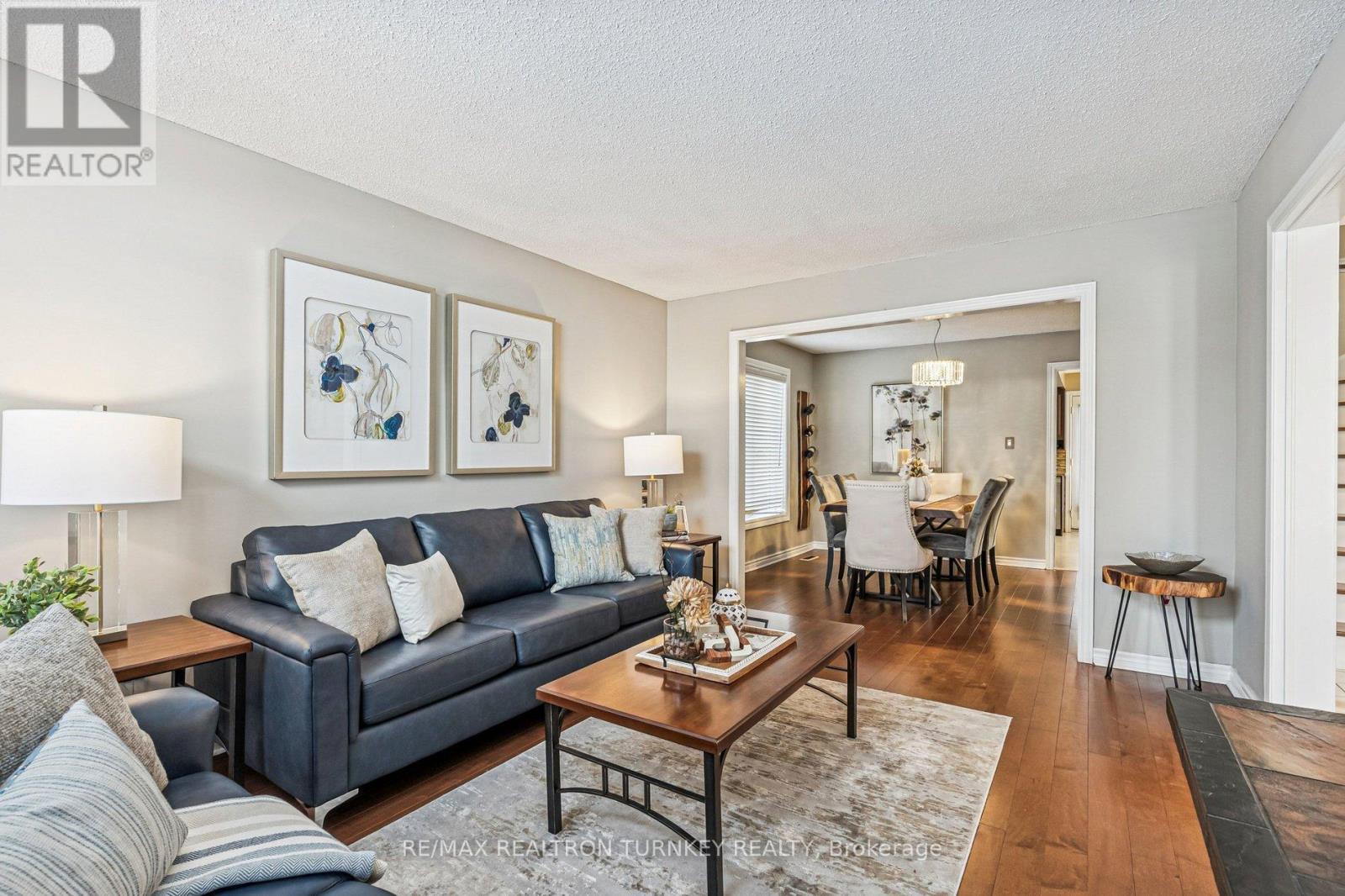 618 Ponting Place, Newmarket, Ontario  L3X 1T4 - Photo 9 - N12718066