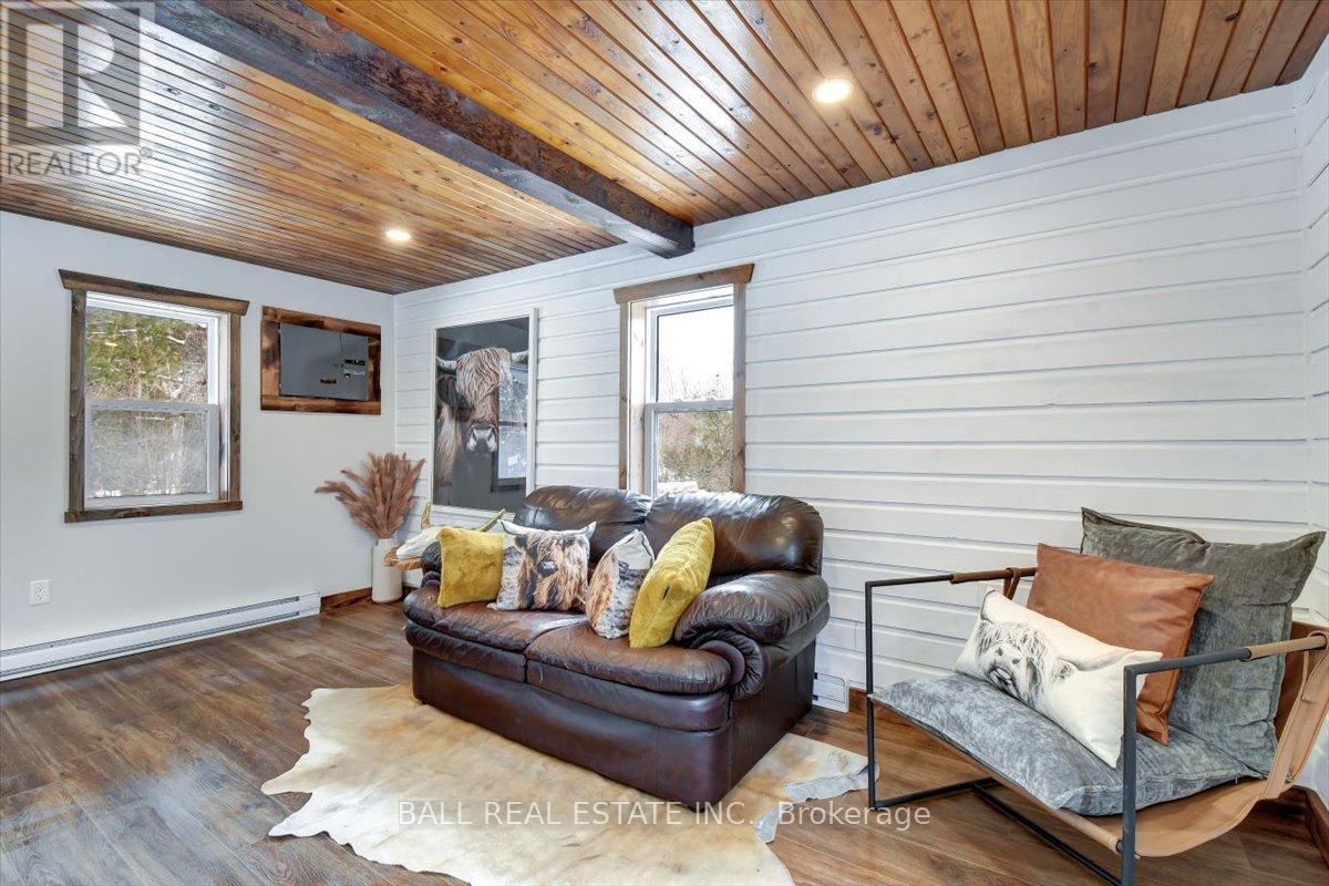 216 Lasswade Road, North Kawartha, Ontario  K0L 1A0 - Photo 8 - X12726924