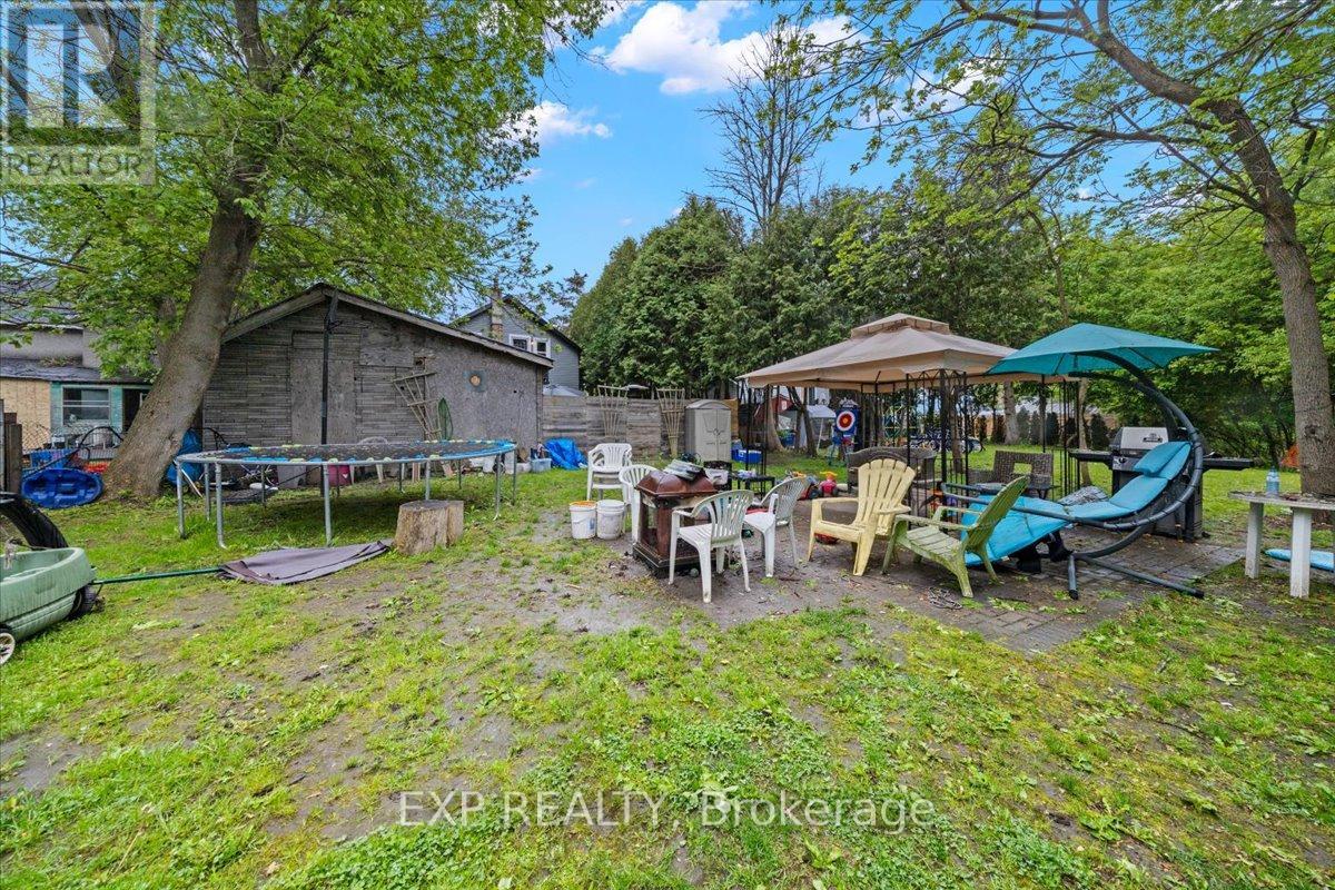 18 Delhi Street, Brockville, Ontario  K6V 4H3 - Photo 32 - X12710114