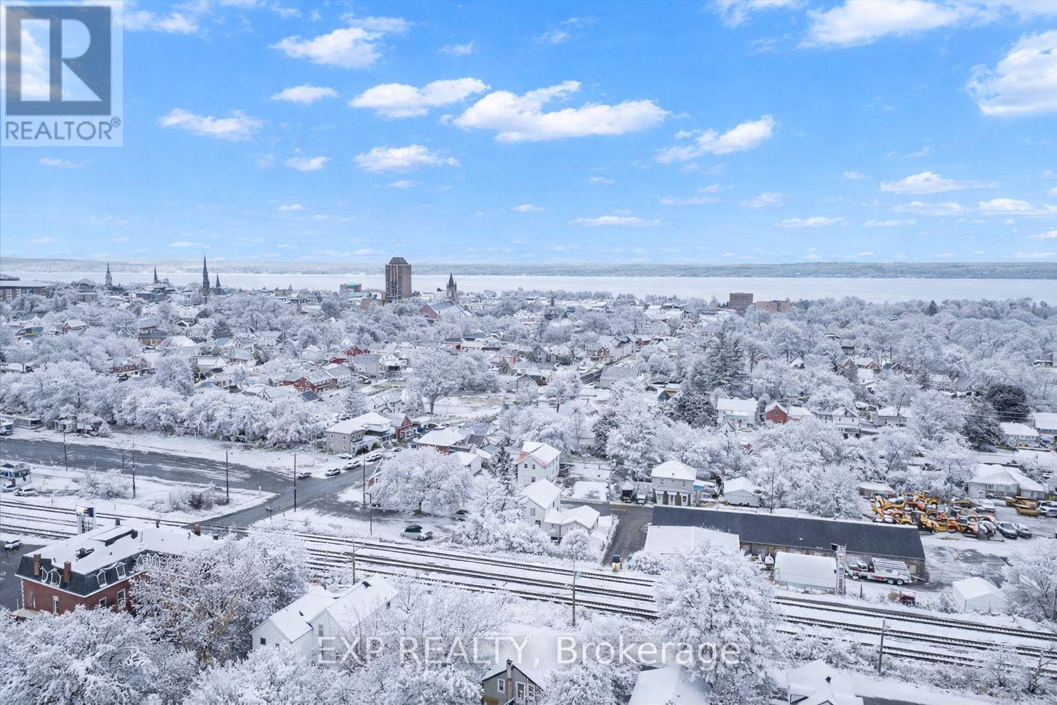 18 Delhi Street, Brockville, Ontario  K6V 4H3 - Photo 34 - X12710114