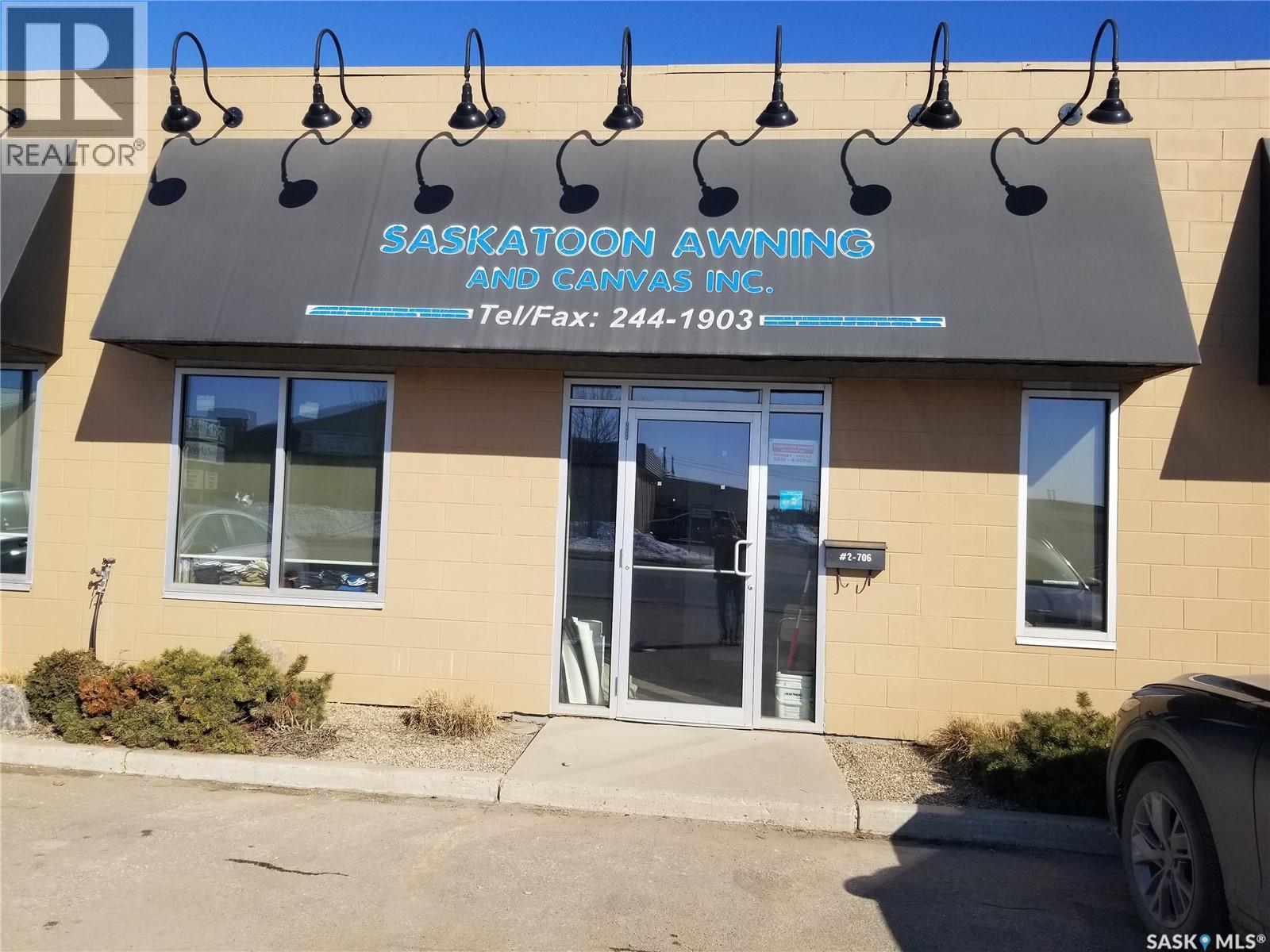 2 706 45th Street W, Saskatoon, Saskatchewan  S7L 5X1 - Photo 1 - SK000411