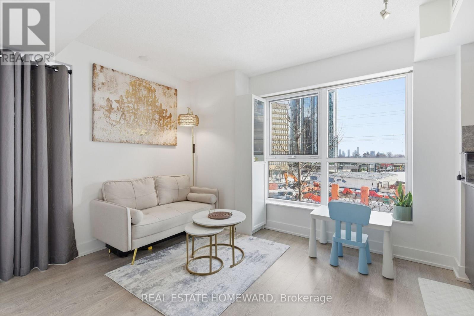 7 Mabelle Avenue, Toronto, Ontario  M9A 0C9 - Photo 15 - W12728532