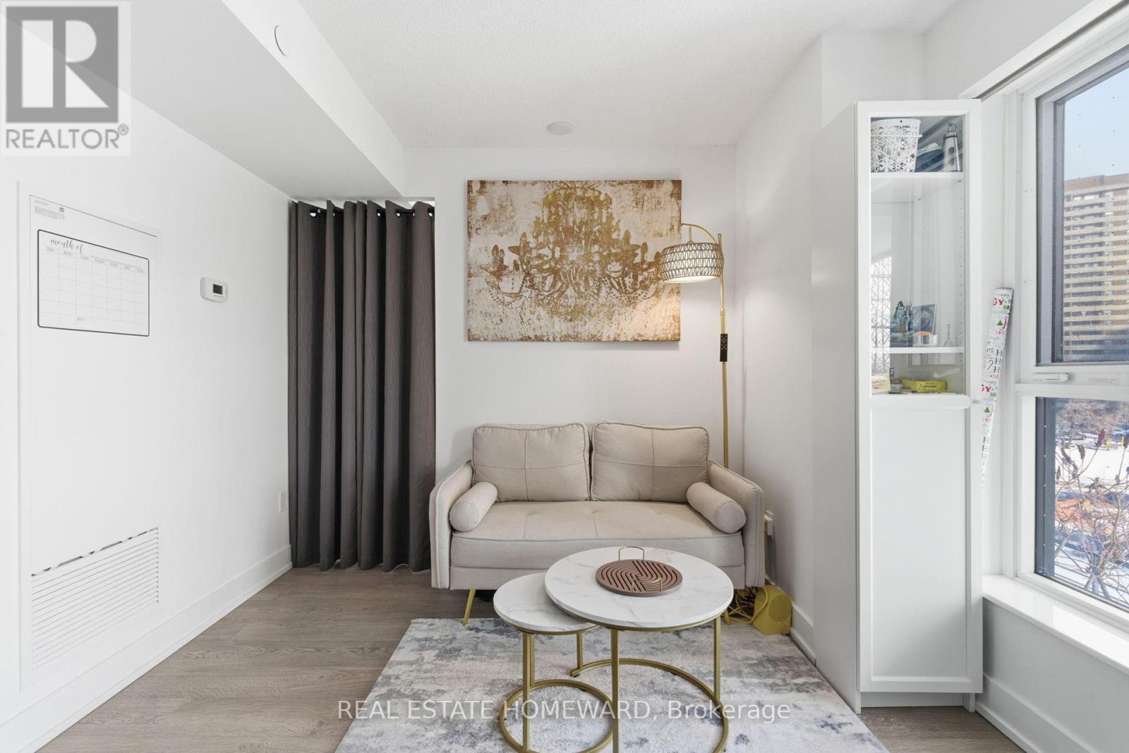 7 Mabelle Avenue, Toronto, Ontario  M9A 0C9 - Photo 19 - W12728532