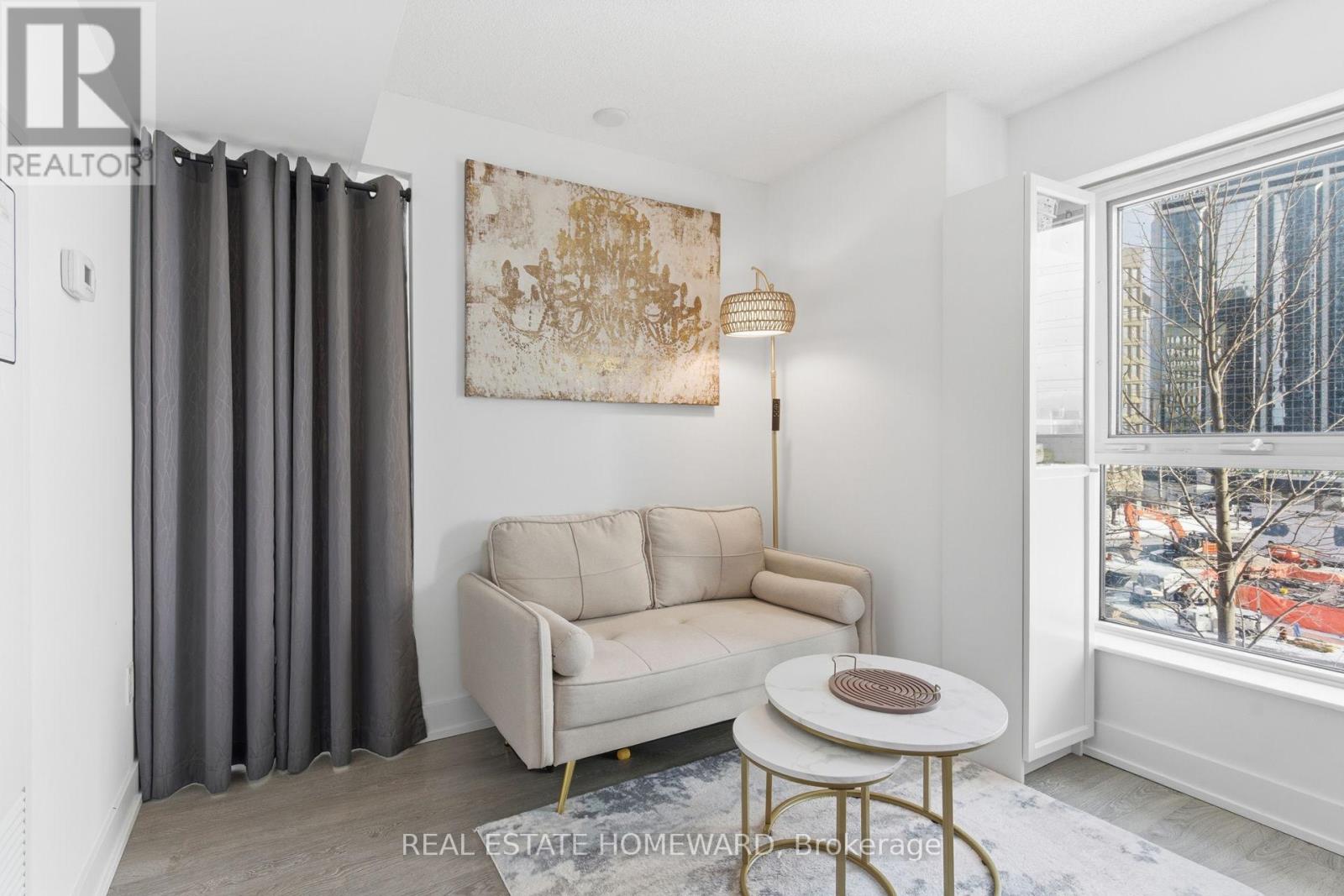 7 Mabelle Avenue, Toronto, Ontario  M9A 0C9 - Photo 22 - W12728532