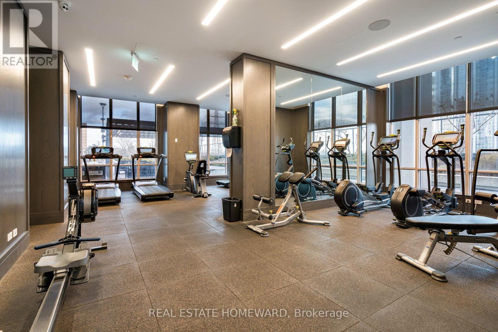 7 Mabelle Avenue, Toronto, Ontario  M9A 0C9 - Photo 29 - W12728532