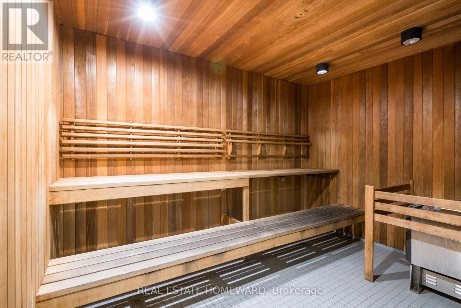 7 Mabelle Avenue, Toronto, Ontario  M9A 0C9 - Photo 33 - W12728532