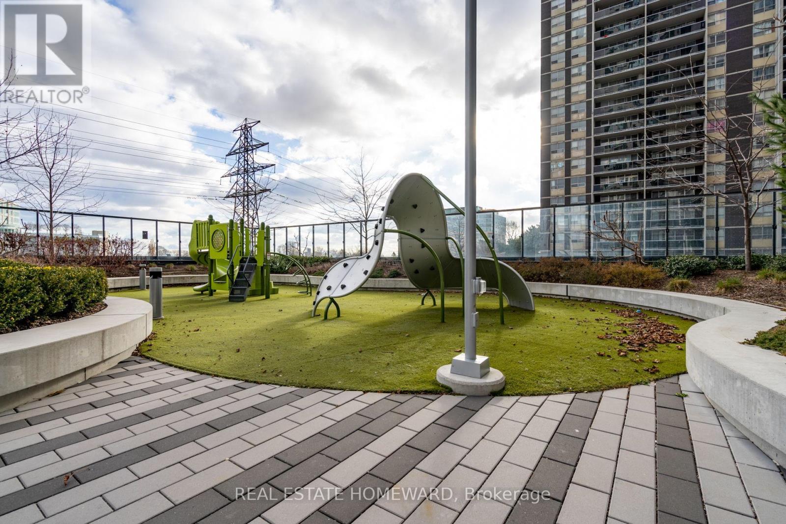 7 Mabelle Avenue, Toronto, Ontario  M9A 0C9 - Photo 45 - W12728532