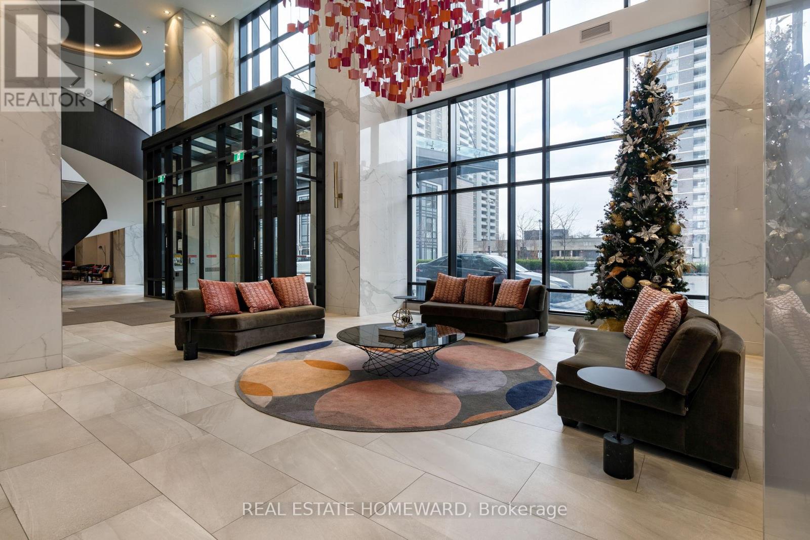 7 Mabelle Avenue, Toronto, Ontario  M9A 0C9 - Photo 5 - W12728532