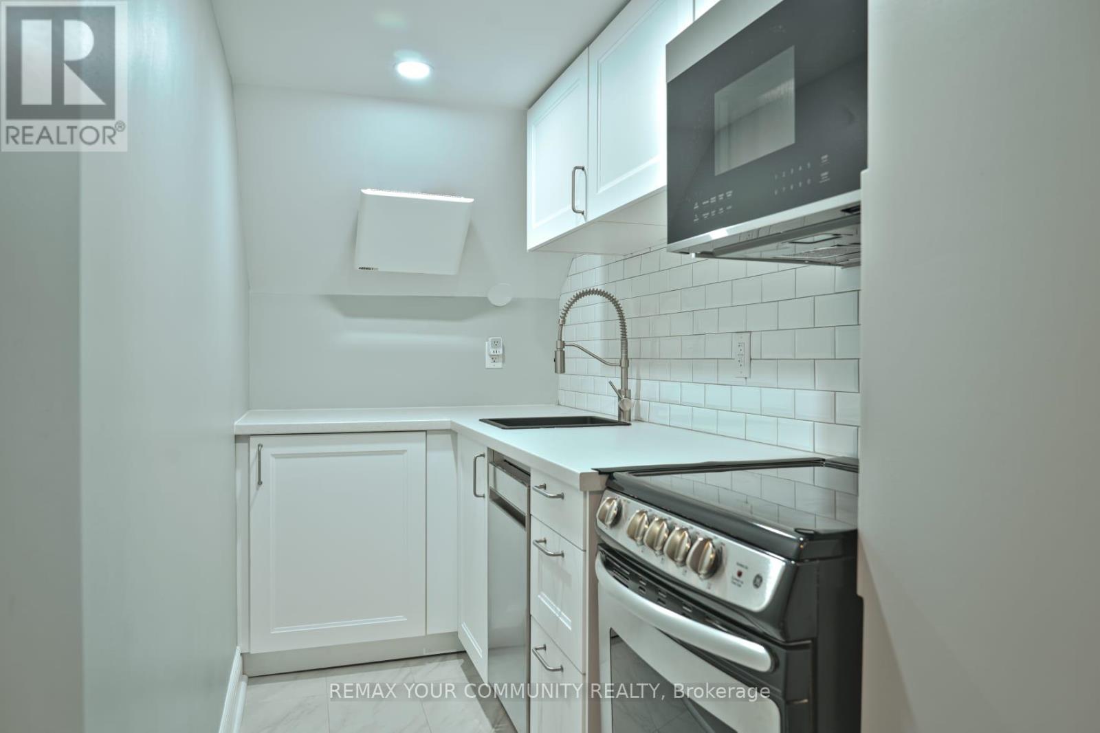 Bsmnt - 6a Tedder Street, Toronto, Ontario  M6M 0A6 - Photo 18 - W12728552