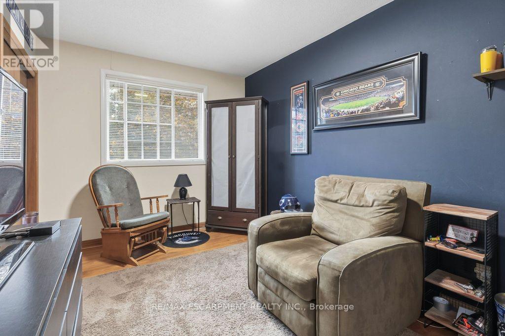 5119 Cherryhill Crescent, Burlington, Ontario  L7L 4B8 - Photo 22 - W12728572