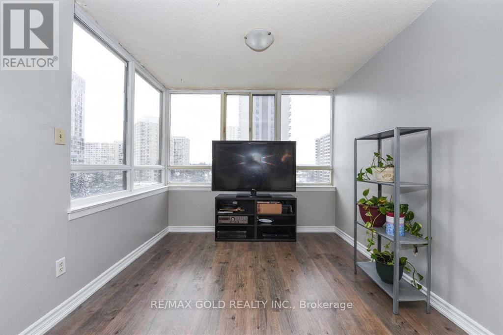 704 - 5 Lisa Street, Brampton, Ontario  L6T 4T4 - Photo 10 - W12728574