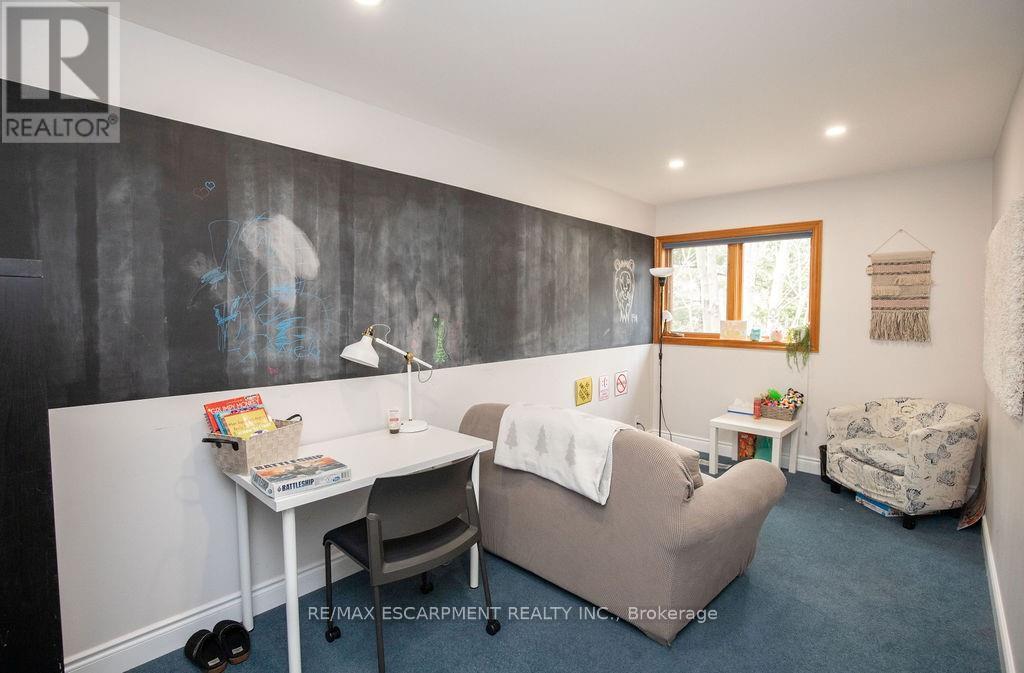 144 Wilson Street E, Hamilton, Ontario  L9G 2B7 - Photo 16 - X12728550