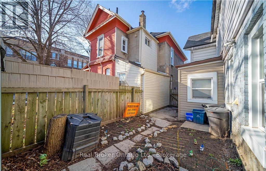 473 Colborne Street, Brantford, Ontario  N3S 3N9 - Photo 13 - X12728666