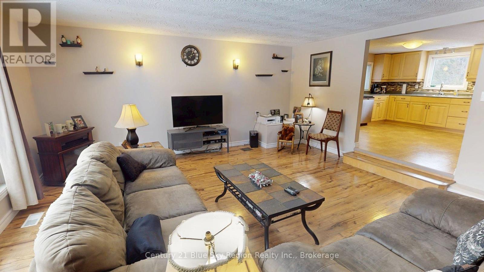 36 Nichols Street, Callander, Ontario  P0H 1H0 - Photo 15 - X12728692