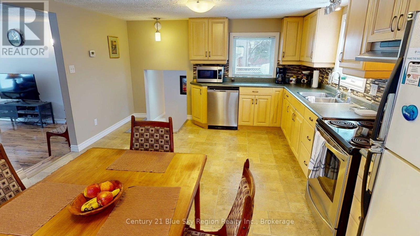 36 Nichols Street, Callander, Ontario  P0H 1H0 - Photo 9 - X12728692