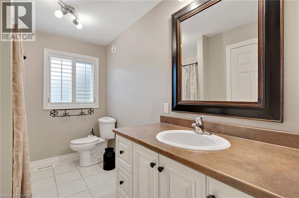 121 Bushmill Circle, Freelton, Ontario  L8B 1A5 - Photo 17 - 40780158