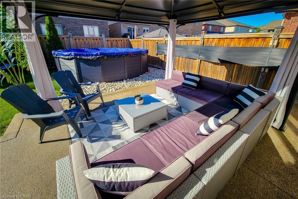 190 Bellagio Avenue, Stoney Creek, Ontario  L0R 1P0 - Photo 45 - 40800866